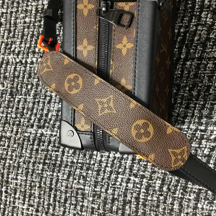 Official Brother Sam 19T1L0351 LV Bags 0731